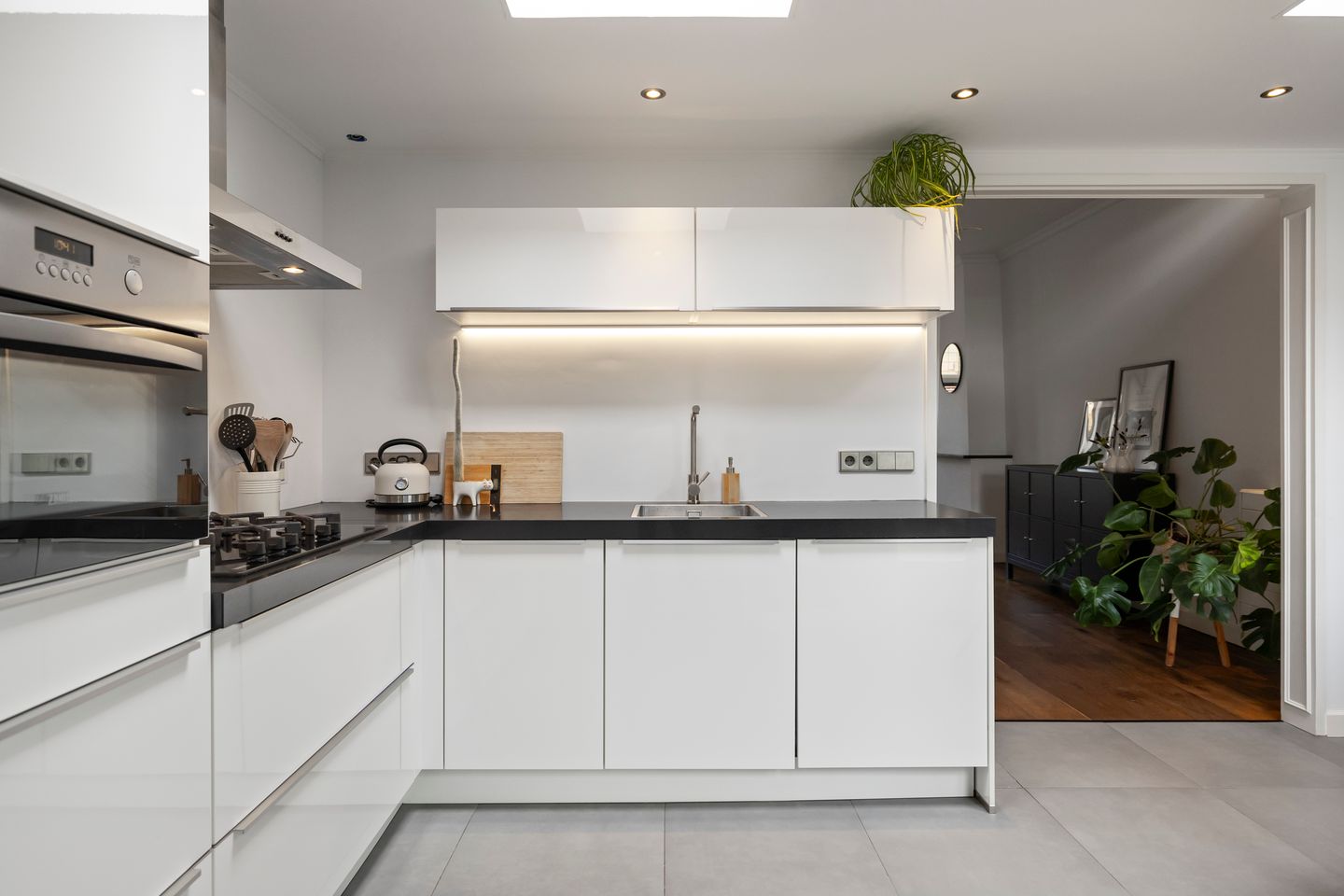 Foto 10 van Hector Treubstraat 50