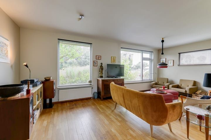 Photo 3 of Kruisbergsestraat 57