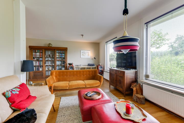 Photo 5 of Kruisbergsestraat 57