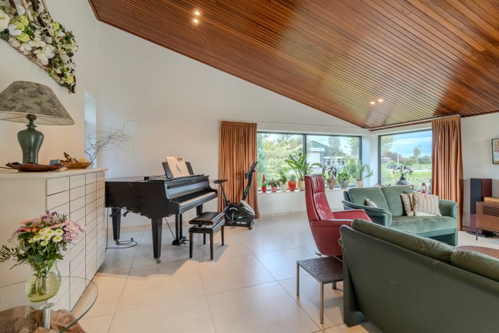 Foto 14 van Zuidwijk 45