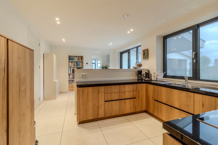 Foto 20 van Zuidwijk 45