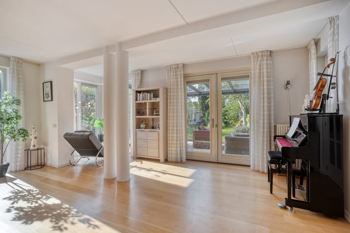 Foto 10 van Bolivar 57