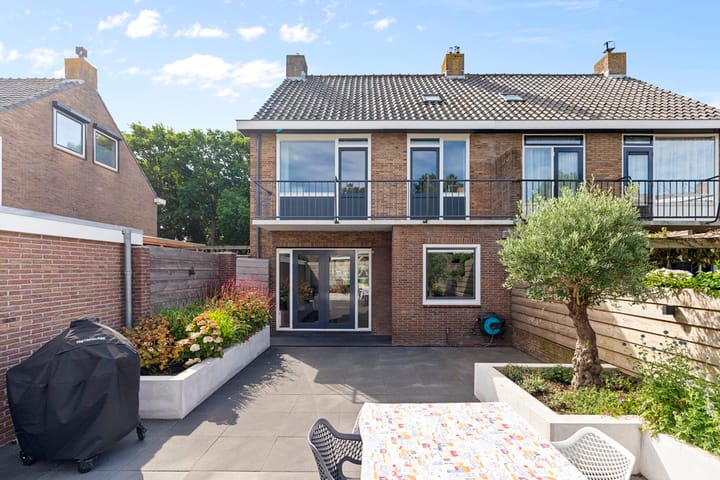 Foto 10 van Lauwerszeestraat 10