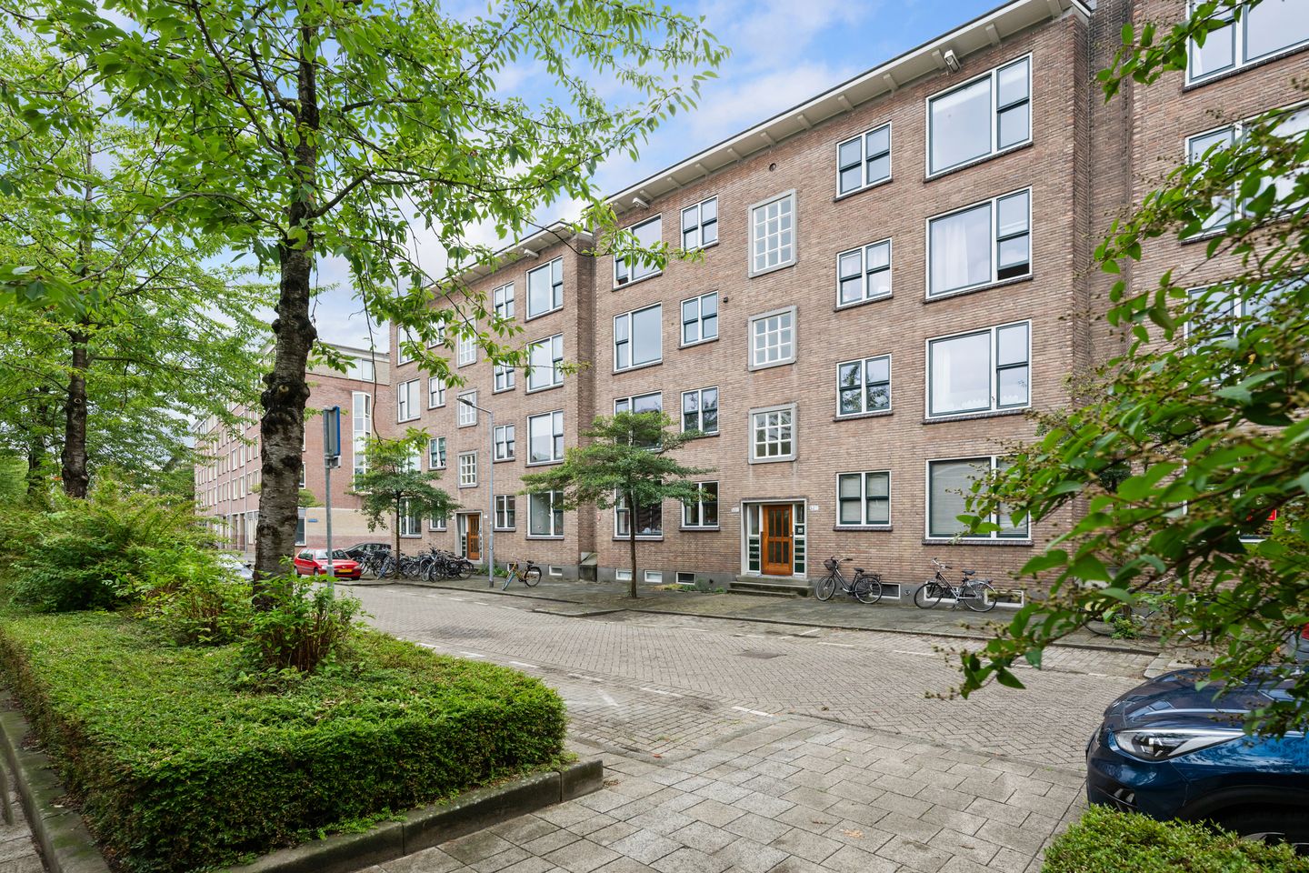 Foto 1 van Vredenoordlaan 52-D