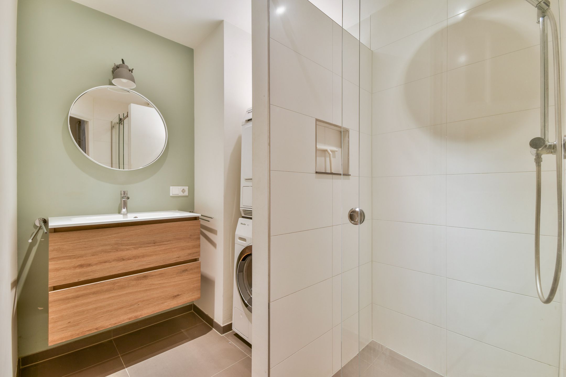 Foto 15 van Corantijnstraat 23-1