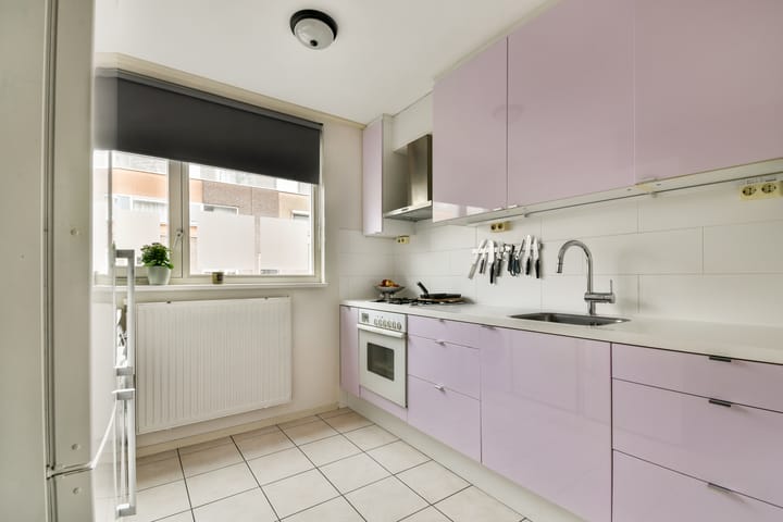 Photo 12 of Ravelstraat 30