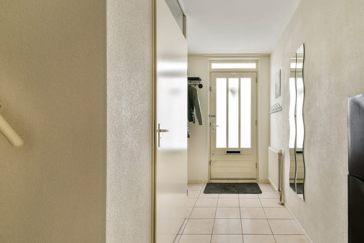 Photo 16 of Ravelstraat 30