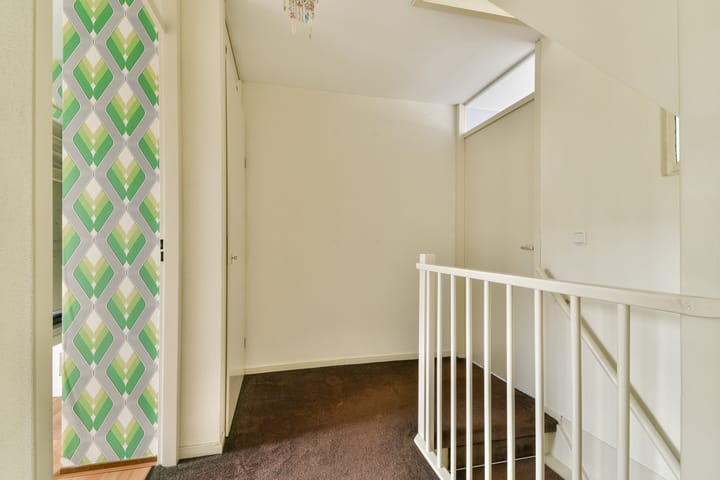 Photo 19 of Ravelstraat 30