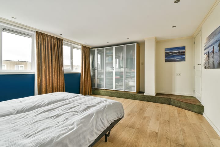 Photo 31 of Ravelstraat 30