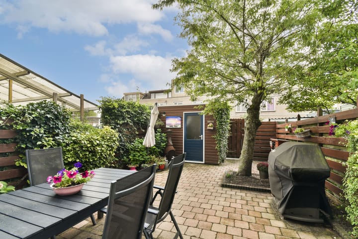 Photo 36 of Ravelstraat 30