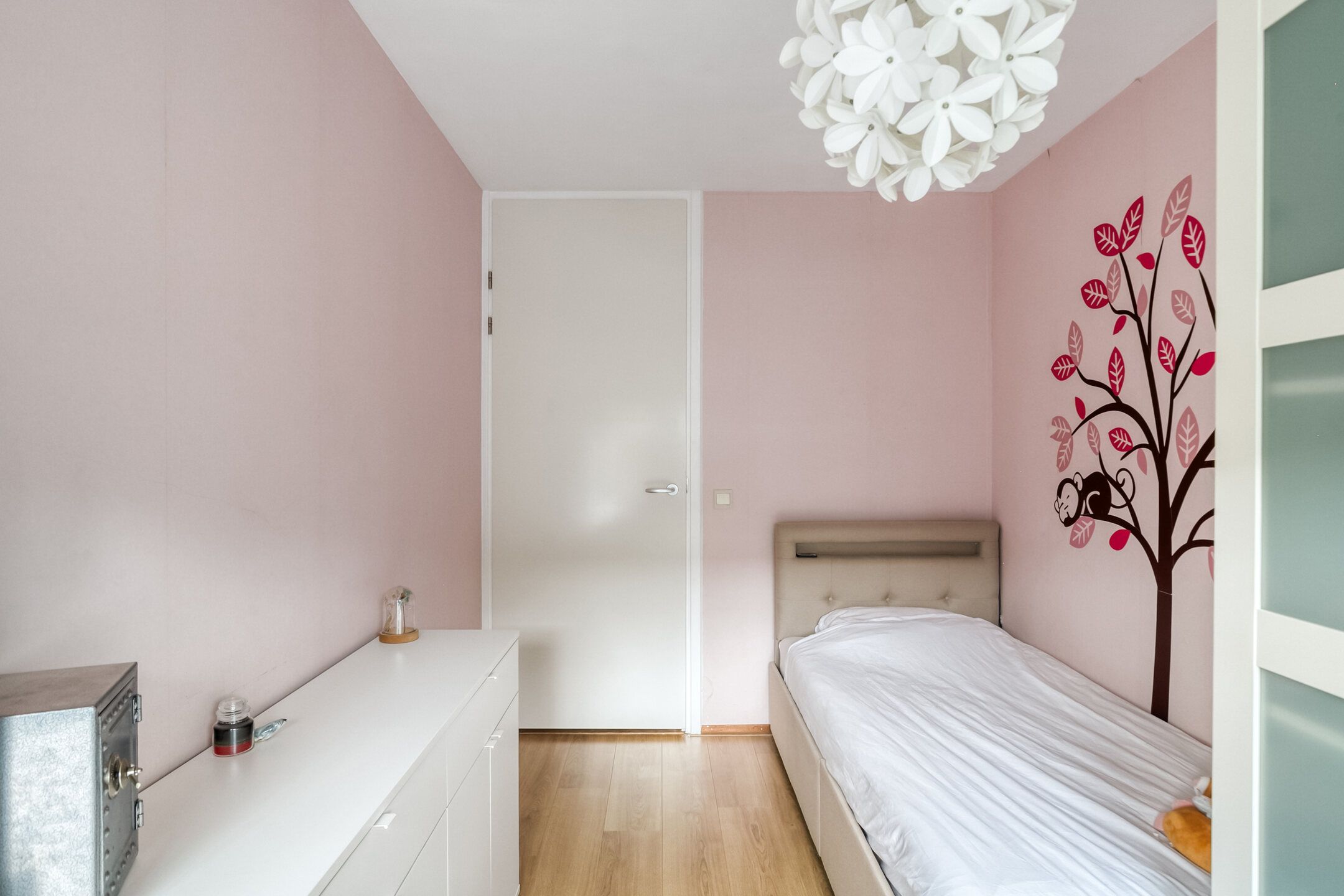 Photo 39 of Eenhoornplaat 4