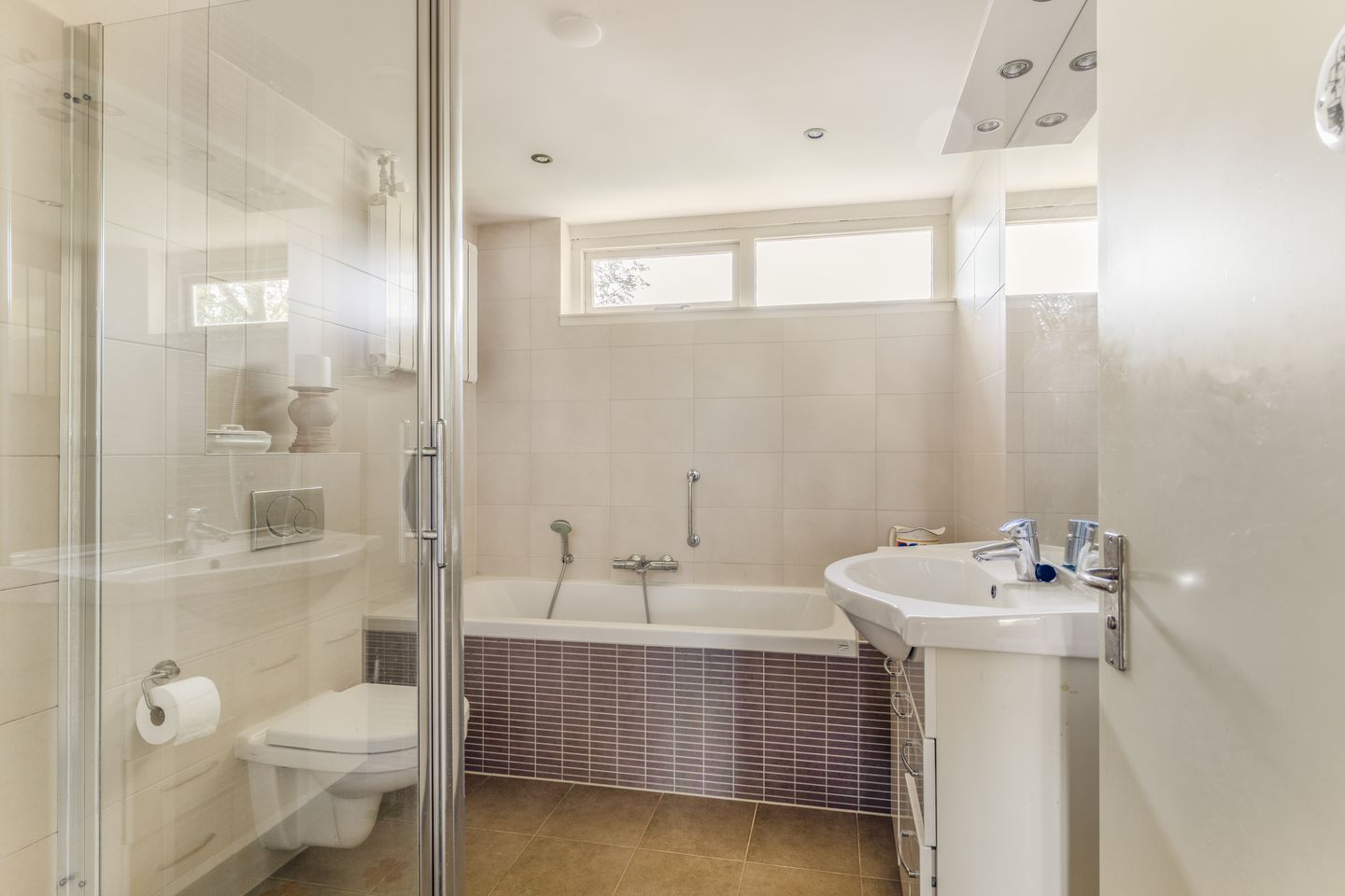 Photo 19 of Vrieswijk 11