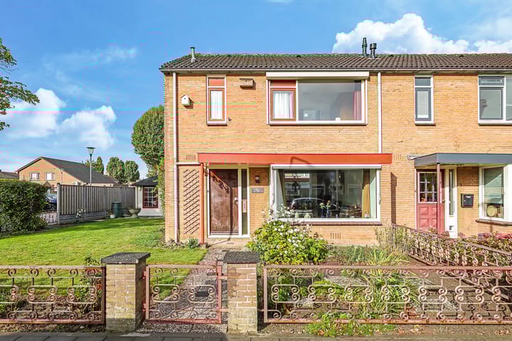 Foto 6 van Emmalaan 1