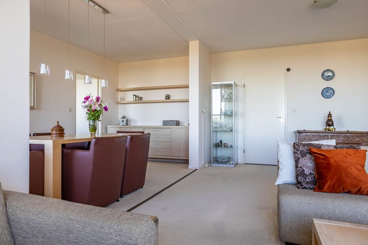 Foto 17 van Nesciolaan 77