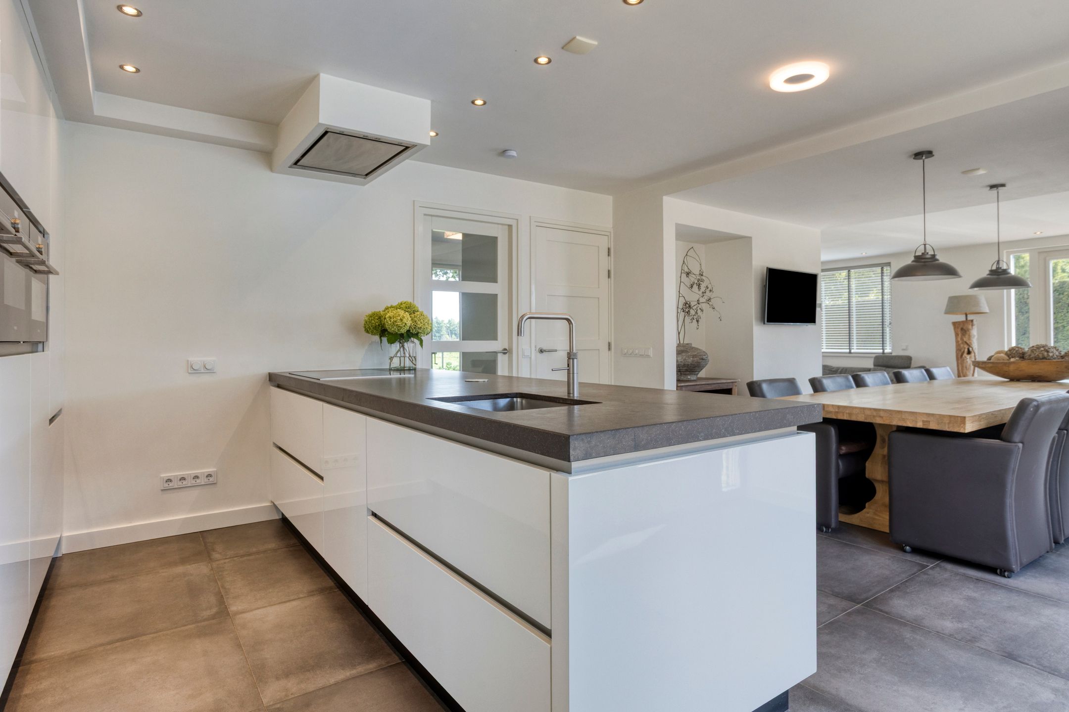 Foto 21 van Van Rijckevorselweg 2