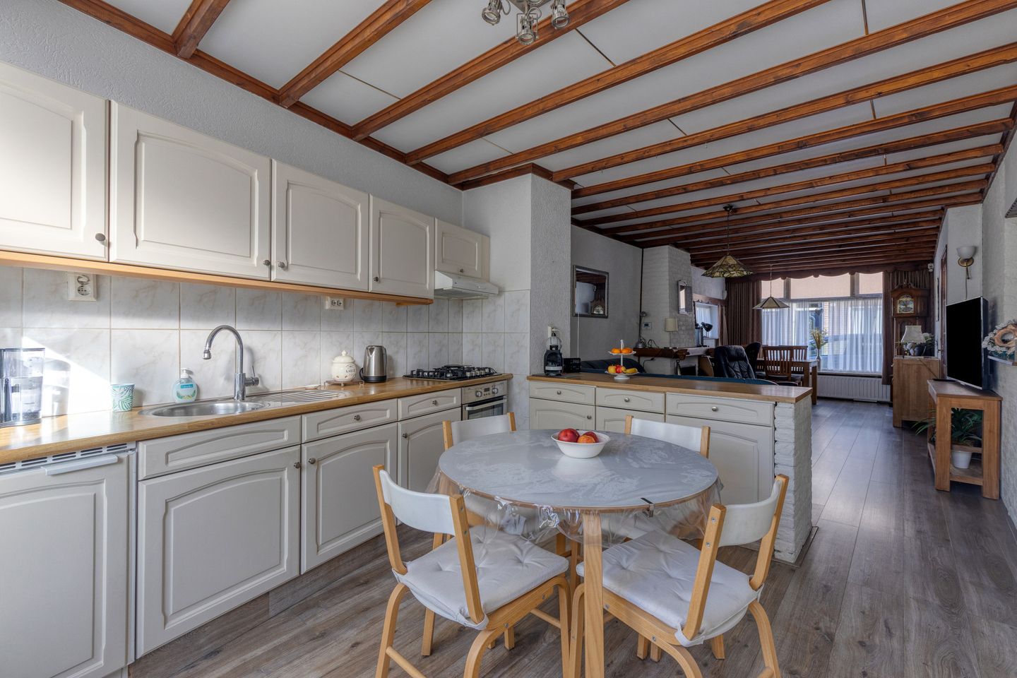 Foto 14 van Hoogvensestraat 32