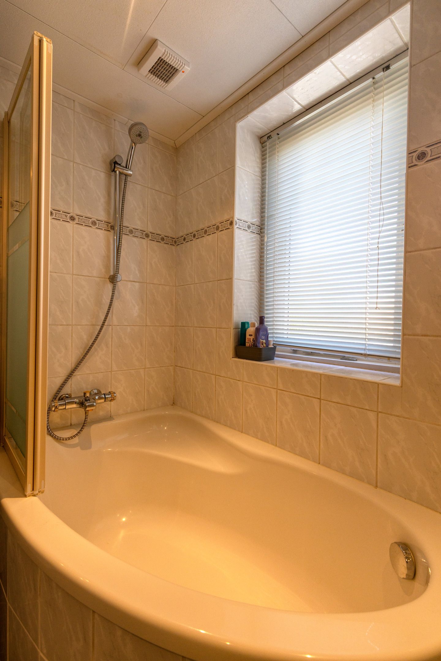 Foto 25 van Hoogvensestraat 32