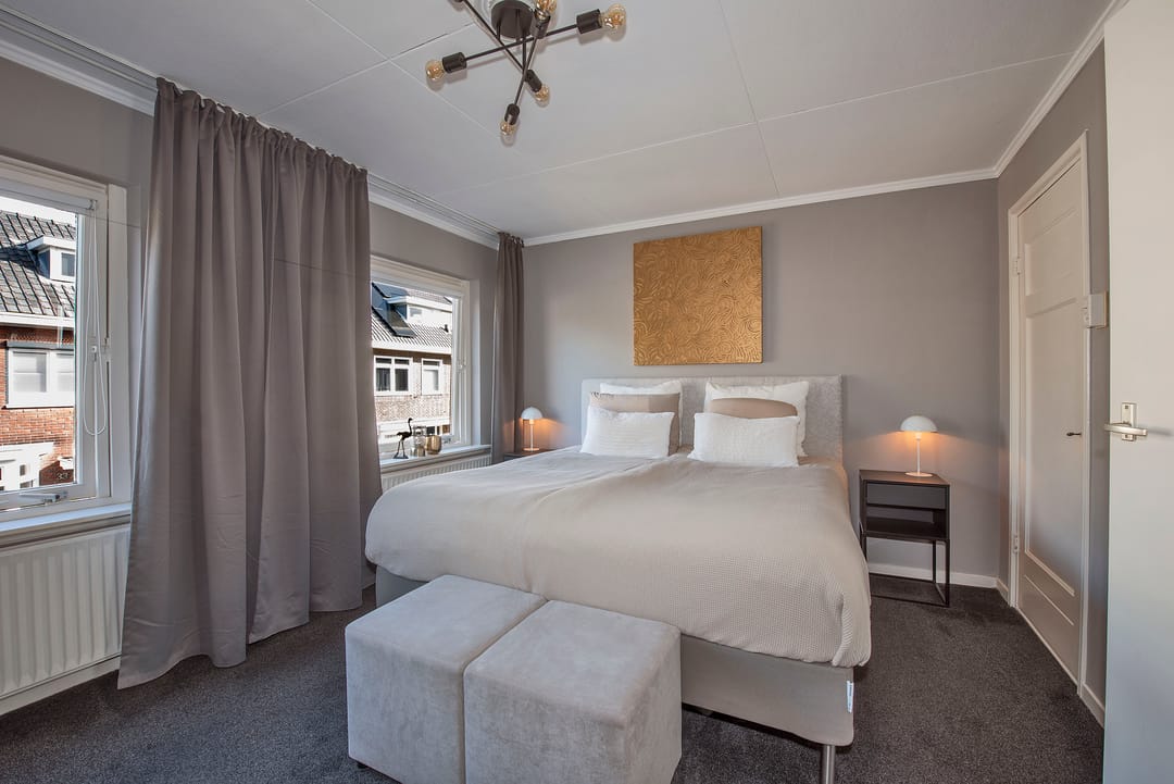 Foto 16 van Van Riebeekstraat 34