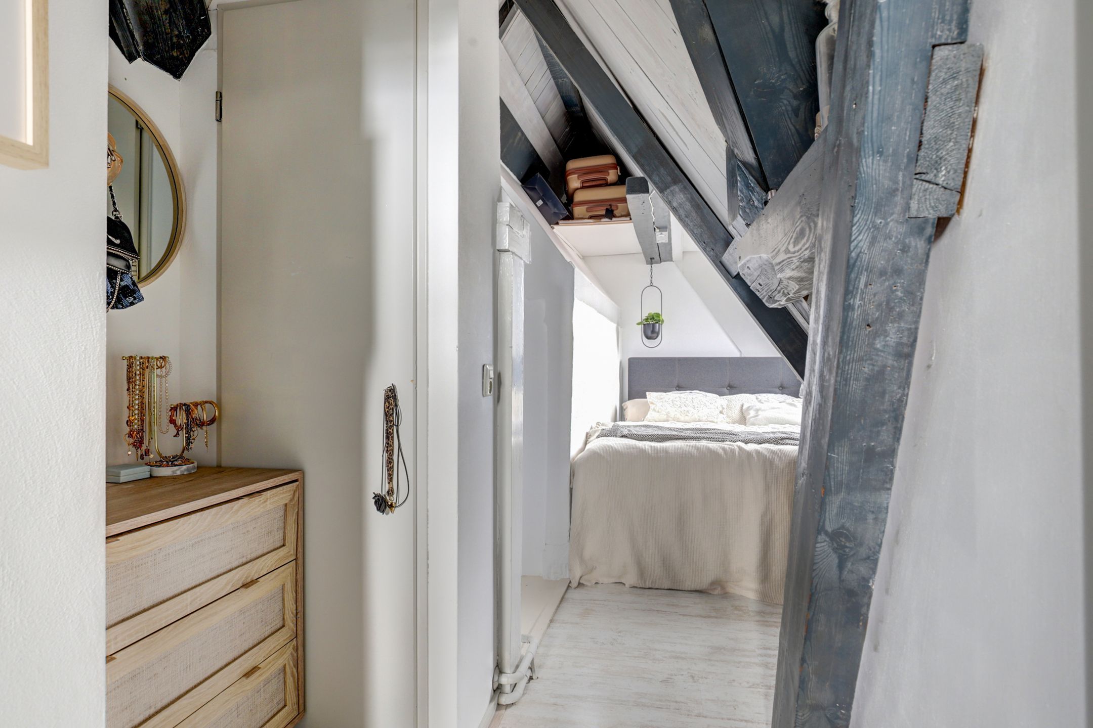 Foto 18 van Dam 43-E