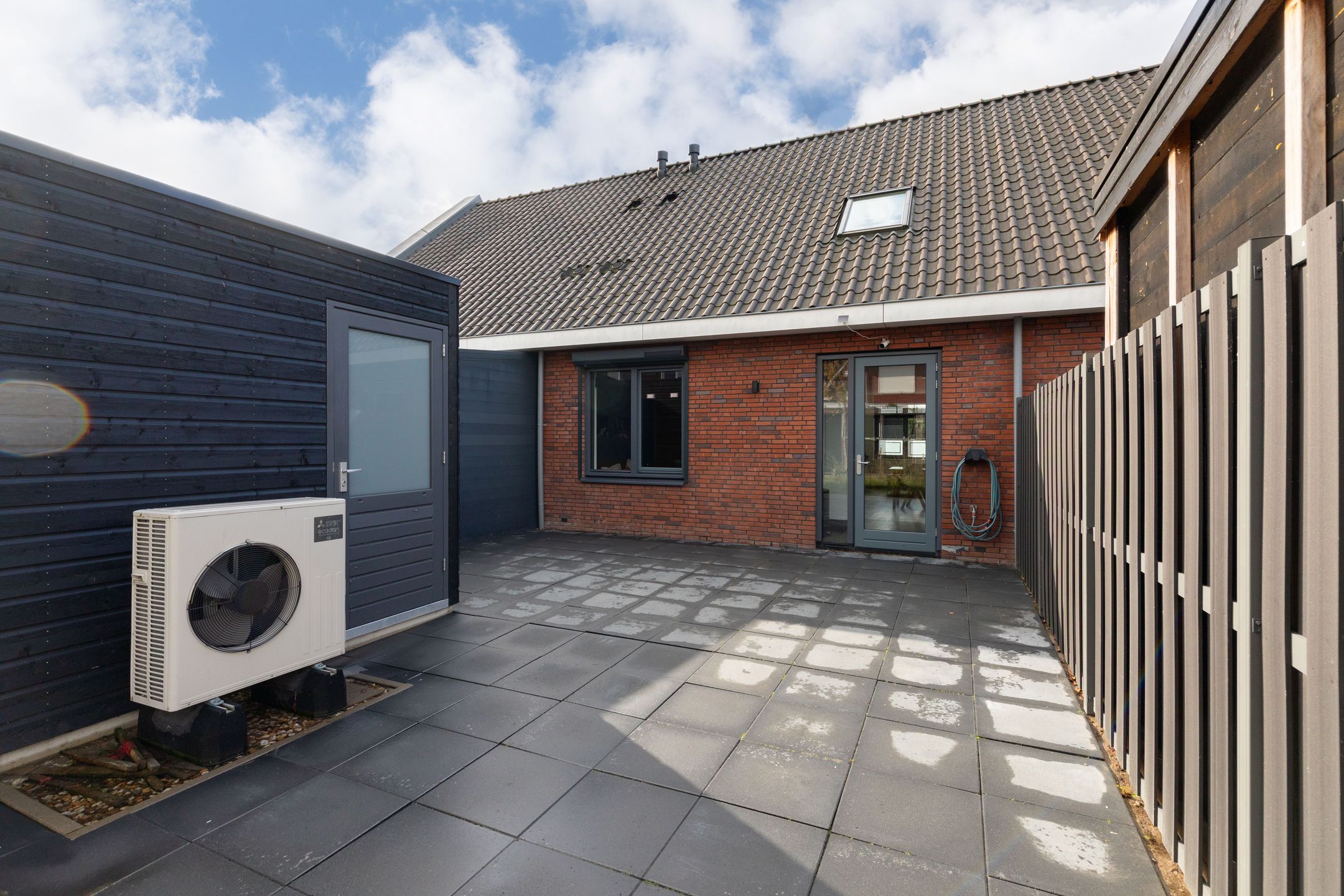 Foto 30 van Lijsterbes 11