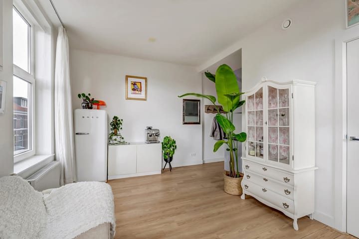 Foto 10 van Riouwstraat 62-C