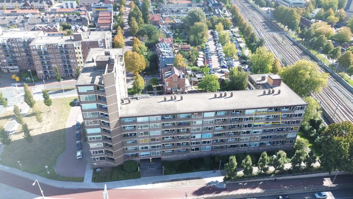 Foto 1 van Albert Plesmanplein 71