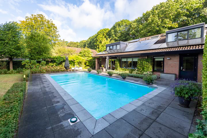 Foto 3 van Professor Gimbrèrelaan 172