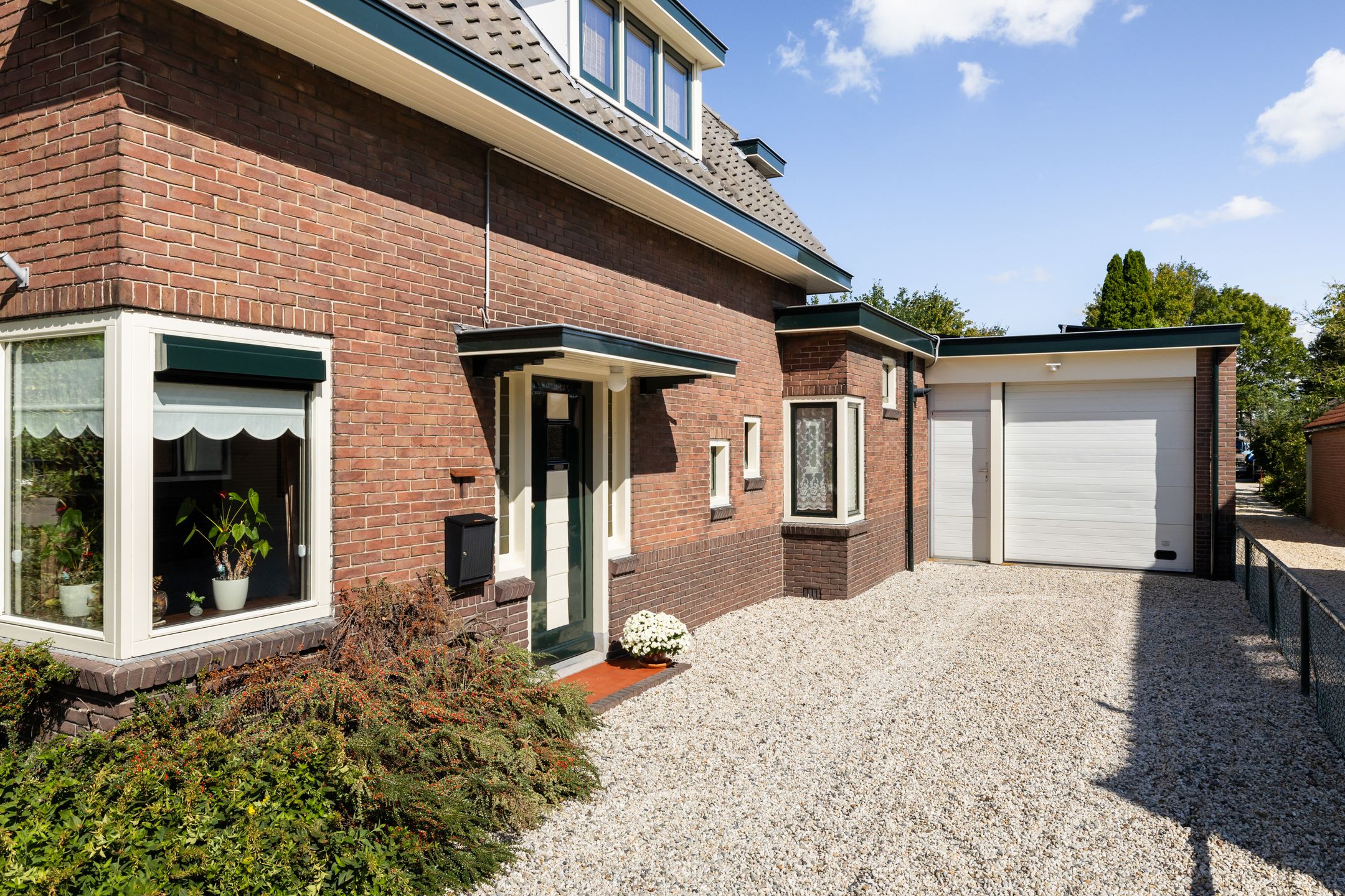 Photo 3 of Van der Valk Boumanlaan 39