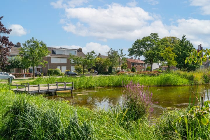 Photo 6 of Vijverstraat 8