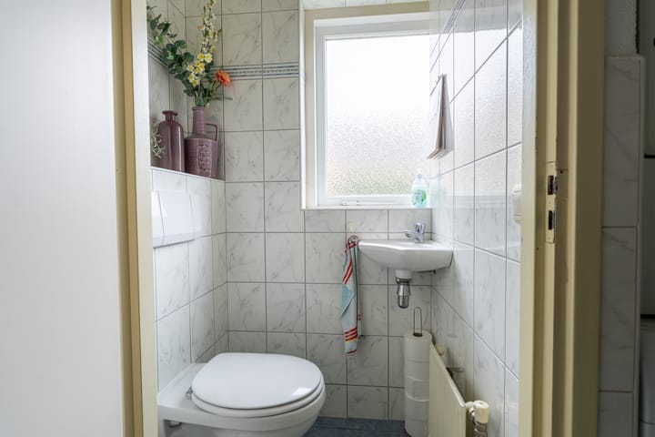 Photo 21 of Vijverstraat 8