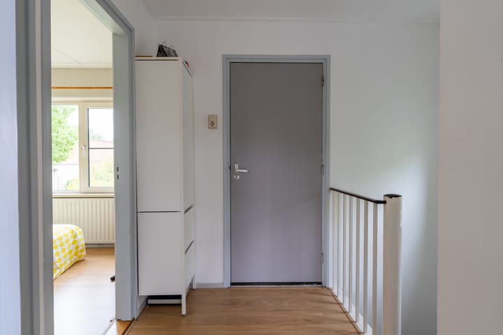 Photo 22 of Vijverstraat 8