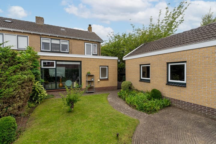 Photo 30 of Vijverstraat 8