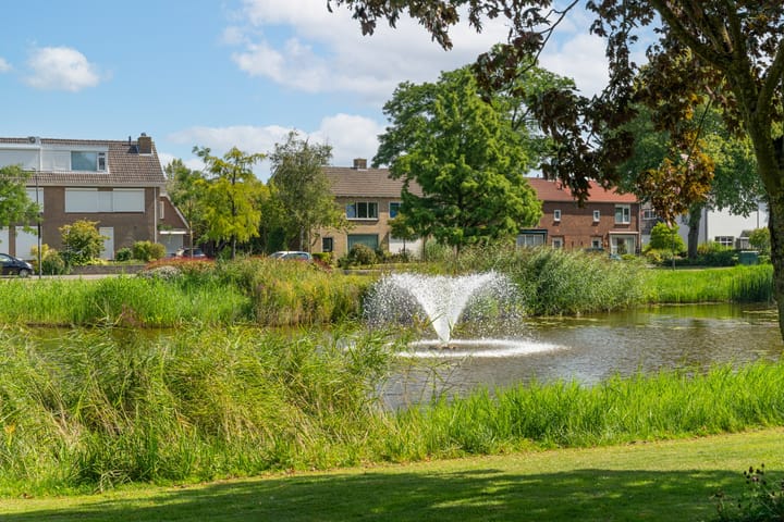 Photo 35 of Vijverstraat 8