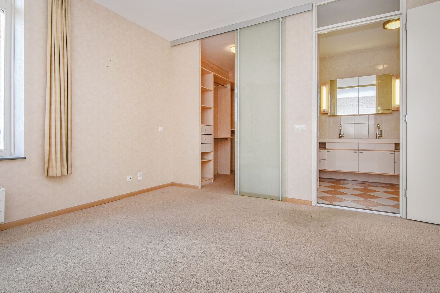 Foto 25 van Pieter Postplaats 12