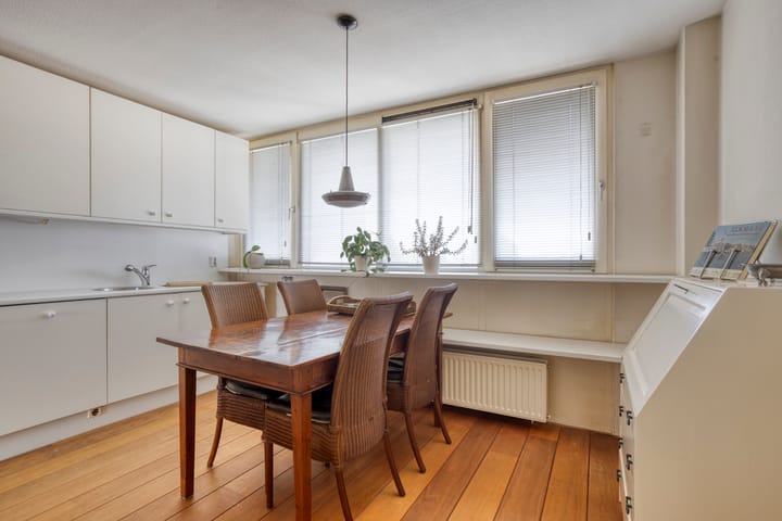 Photo 16 of Nassauplein 11-Y