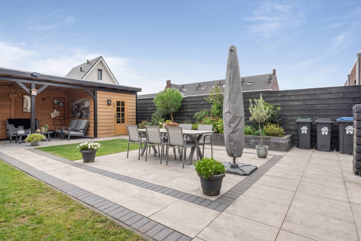 Foto 41 van Maximalaan 29