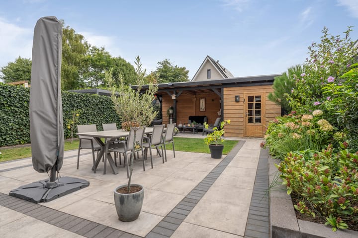 Foto 42 van Maximalaan 29