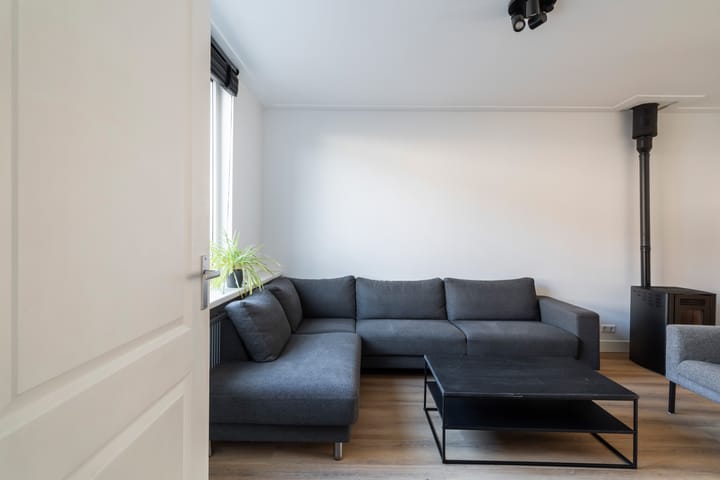 Foto 16 van Trompstraat 18