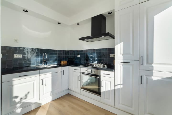 Foto 28 van Trompstraat 18