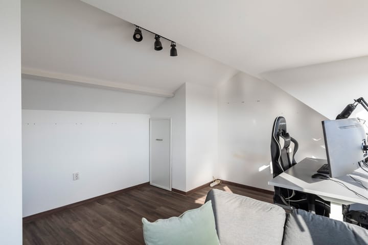 Foto 47 van Trompstraat 18