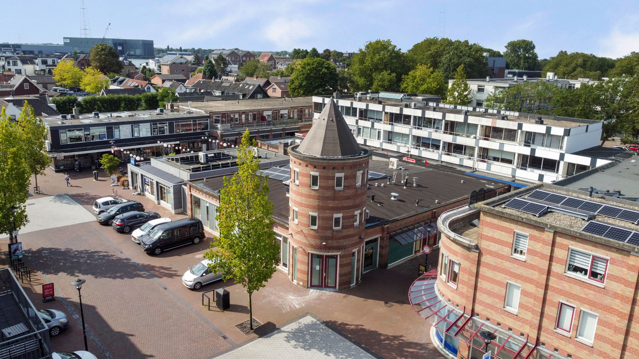 Buying a house in The Netherlands., Raadhuisplein 71