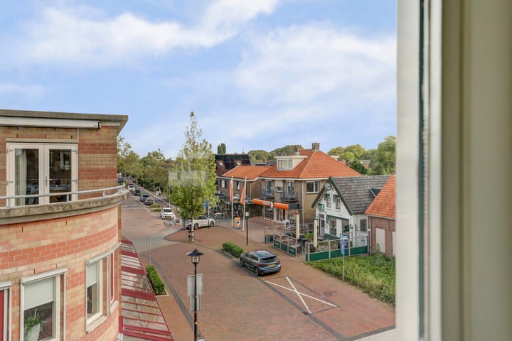 Foto 21 van Raadhuisplein 71