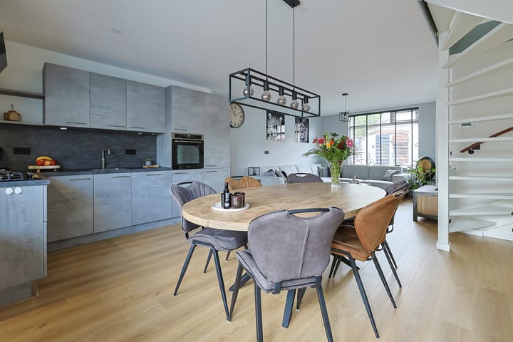 Foto 12 van Raadwijkstraat 24