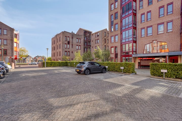 Foto 3 van De Heus Plein 47