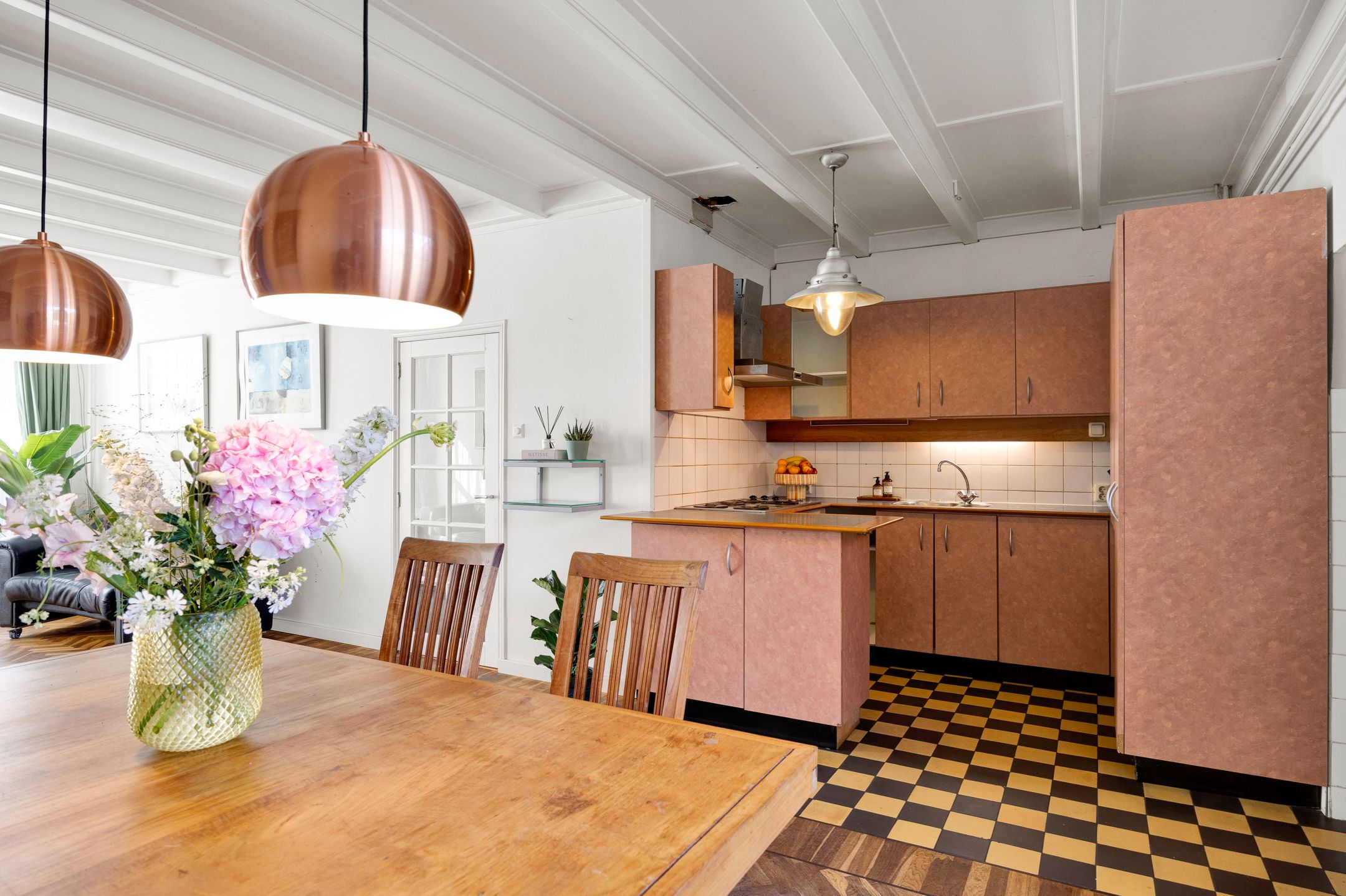 Photo 12 of Dubbelstraat 211