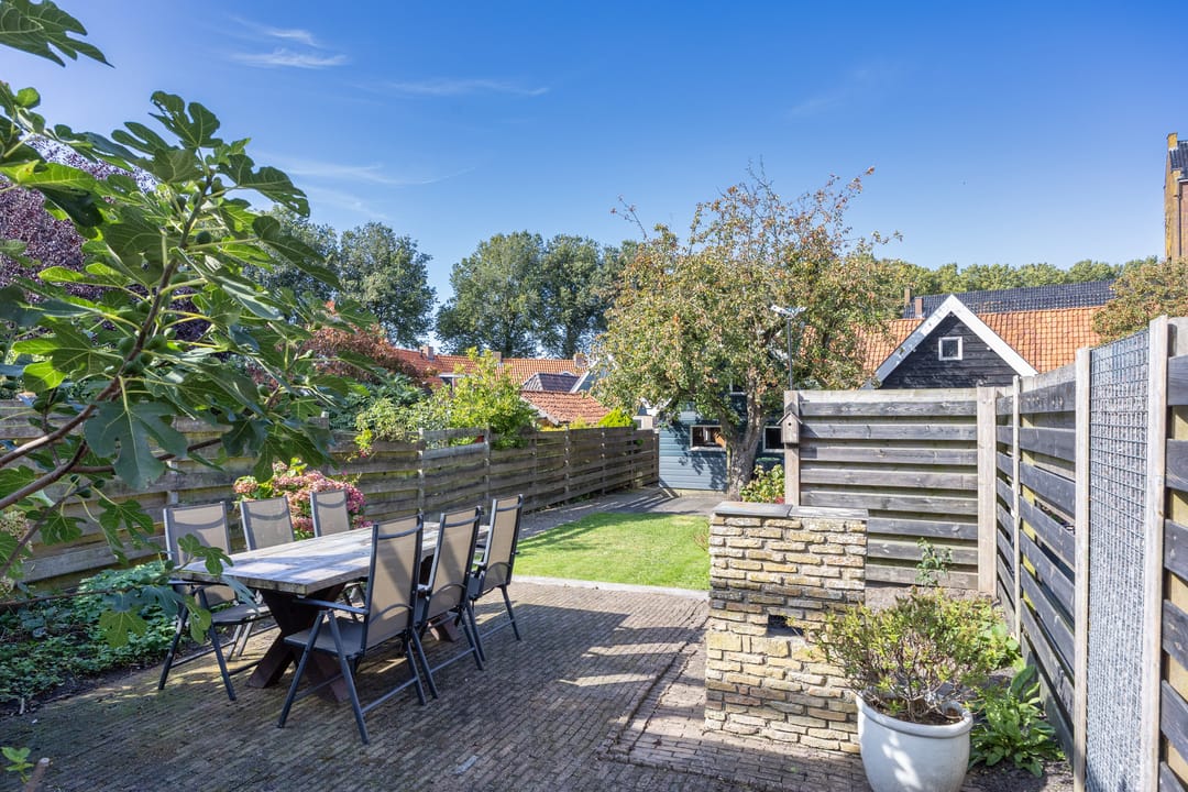 Photo 28 of Dubbelstraat 211