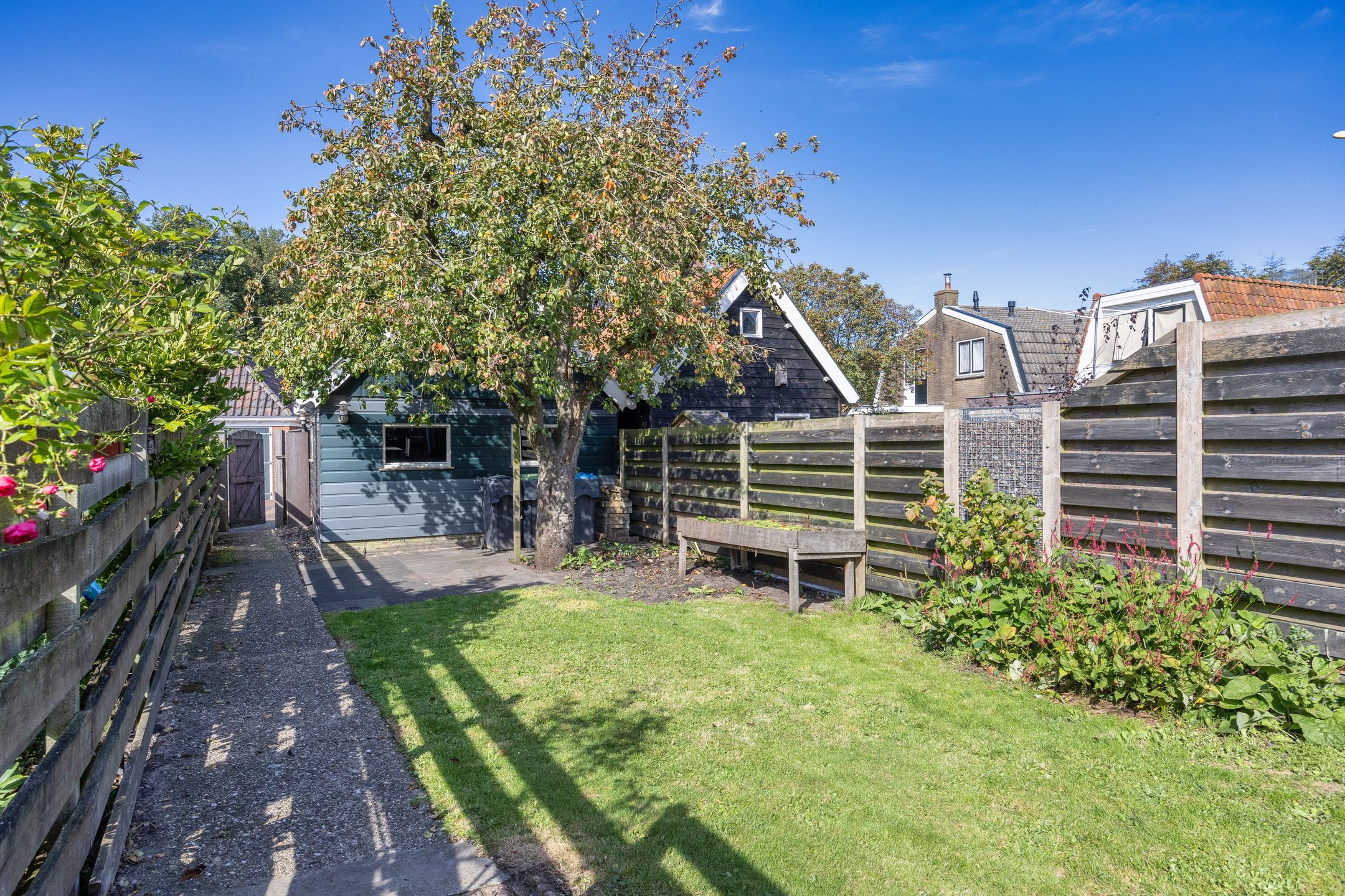 Photo 30 of Dubbelstraat 211