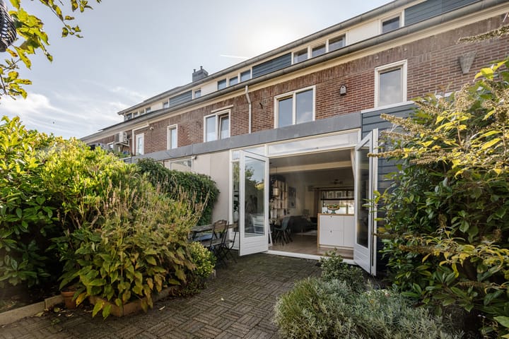 Foto 22 van Meteorenweg 82