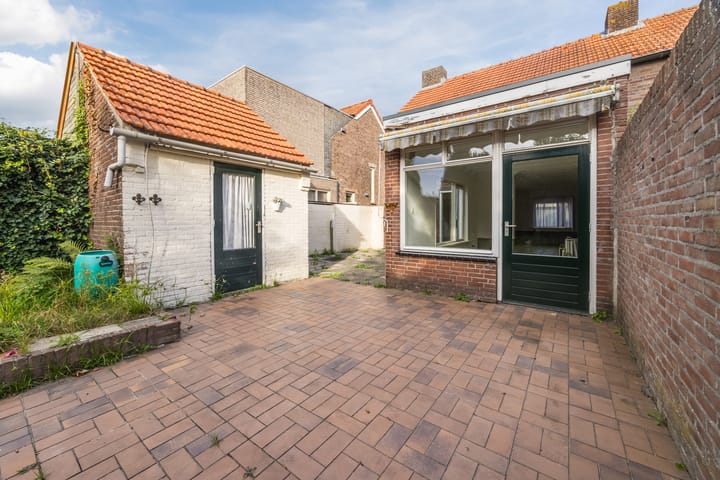 Photo 35 of Wethouder van de Lisdonkstraat 4