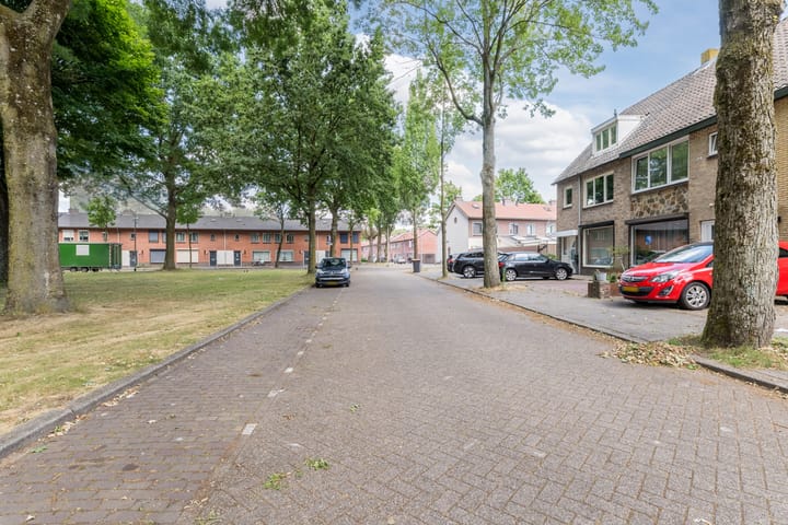 Foto 34 van Dessinateurplein 32